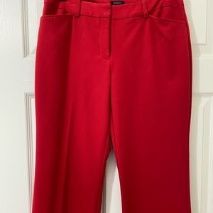 Beautiful and Sexy speaks for itself in this pant. -Like New